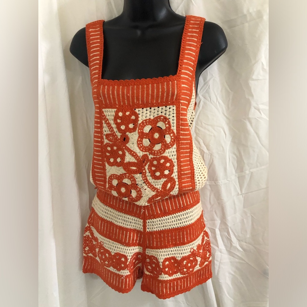Orange and cream crochet net squareneck top and shorts size medium brand new‎